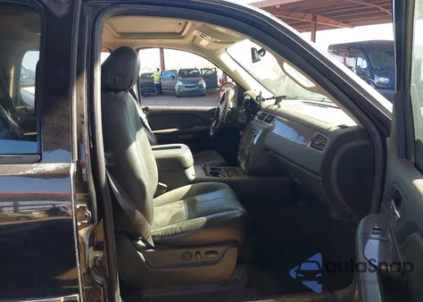 2008 GMC Yukon Denali из США, поврежденный, VIN 1GKFK638X8J196628